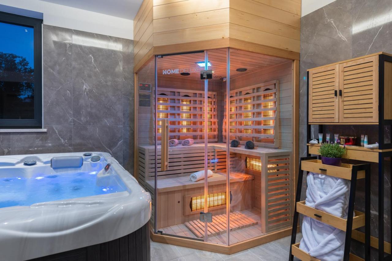 Green Luxury II With Heated Pool, Jacuzzi & Sauna Ruzici  Екстер'єр фото